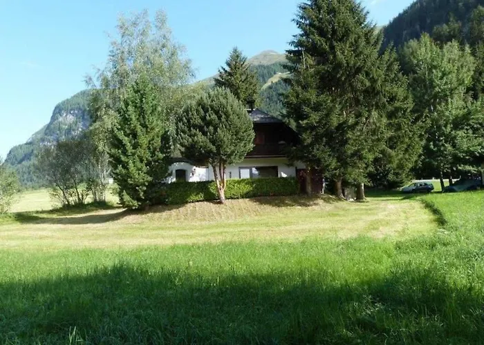 Alpina Holiday Living Ferienhaus Hébergement de vacances *