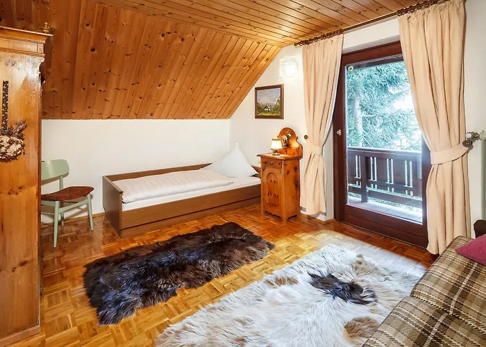 Alpina Holiday Living Ferienhaus Tweng