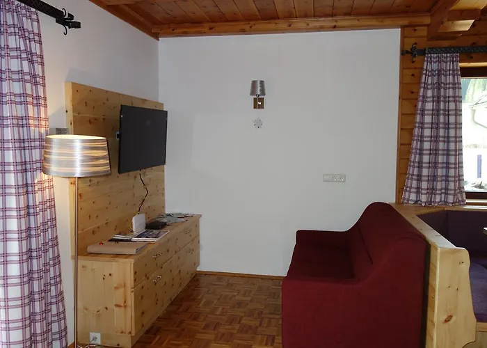 Alpina Holiday Living Ferienhaus Tweng